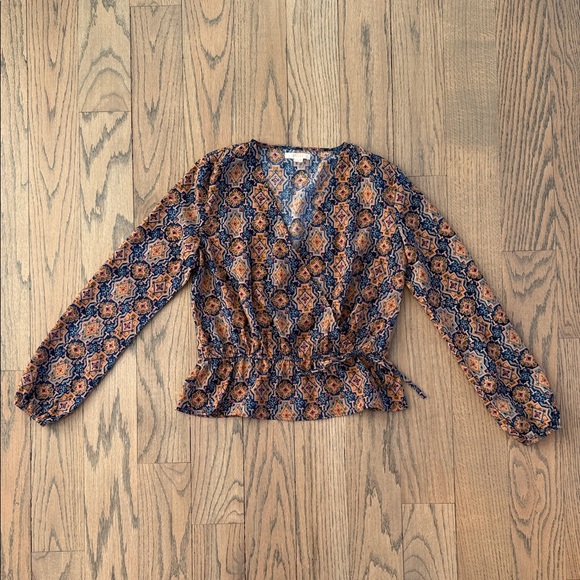 Tulle Brand Women’s Patterned Wrap Top Size X-Small - Picture 2 of 11